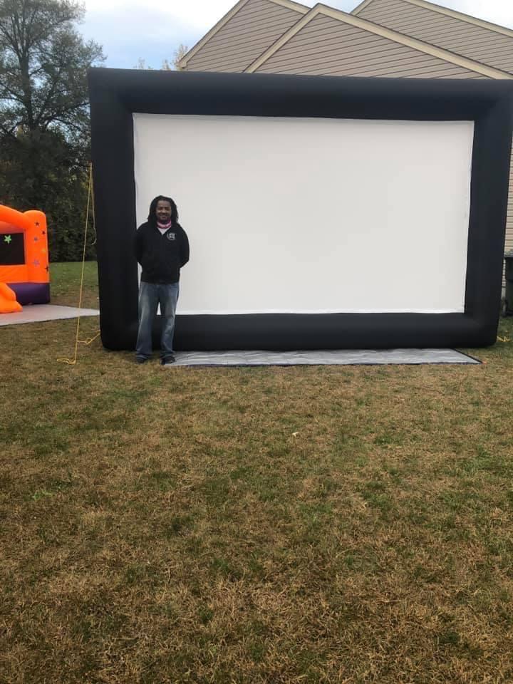 16 ft Outdoor Projector Screen with Built-in Blower - Supports Front and Rear Projection - Includes Tie-Downs and Storage Bag - Inflatable Projector customer photo 2