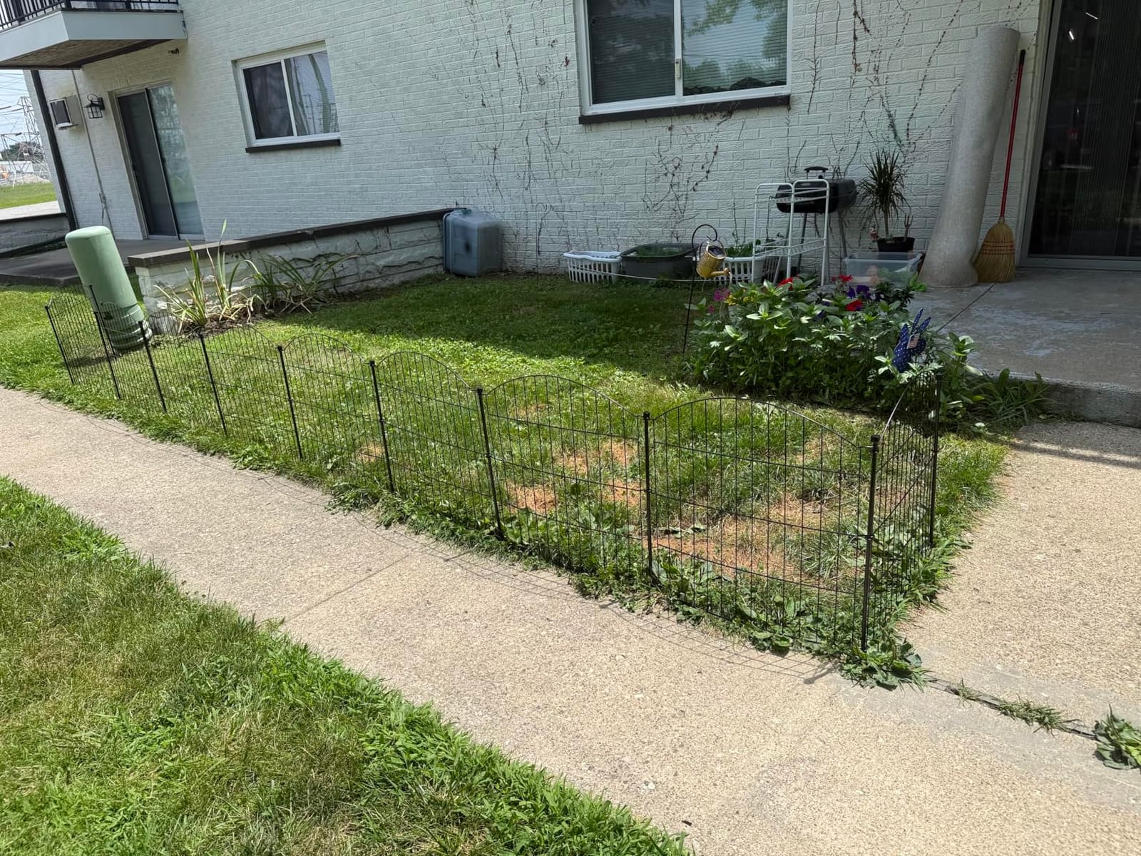 10 Panel No Dig Decorative Garden Fence with Gate 40