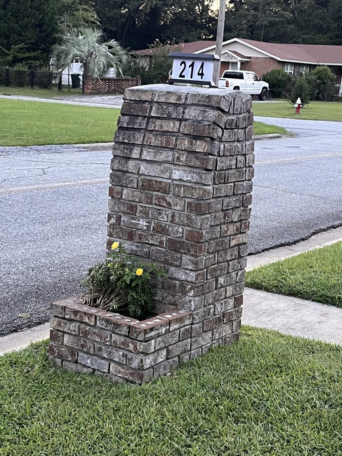 Solar Mailbox Numbers, Double sided Solar House Numbers for Outside, Waterproof RGBW Color Changing Remote Control, Lighted Modern Address Sign Solar Powered for Mailbox customer photo 2