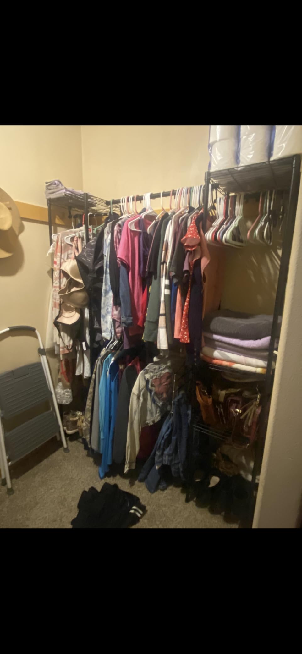 Ulif E7 Heavy Duty Garment Rack, Metal Clothing Racks for Hanging Clothes customer photo 2