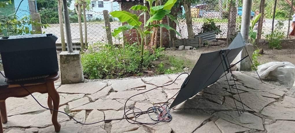 EF ECOFLOW 160 Watt Portable Solar Panel for Power Stations, IP68 customer photo 1