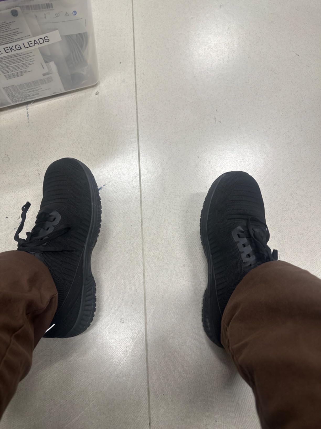 Orthofeet Yari Orthopedic Men's Walking Shoes customer photo 2