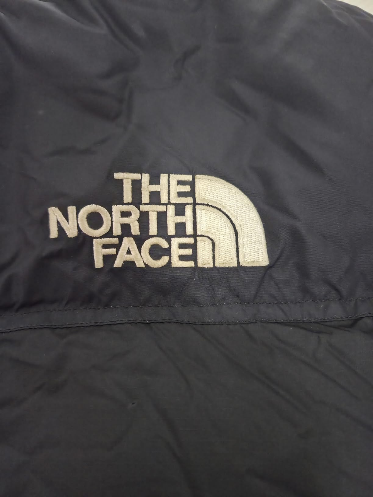 THE NORTH FACE Men's Aconcagua 3 Hooded Jacket | Insulated, Wind & Water Resistant, Attached 3 Piece Hood With Cinch Cord customer photo 2