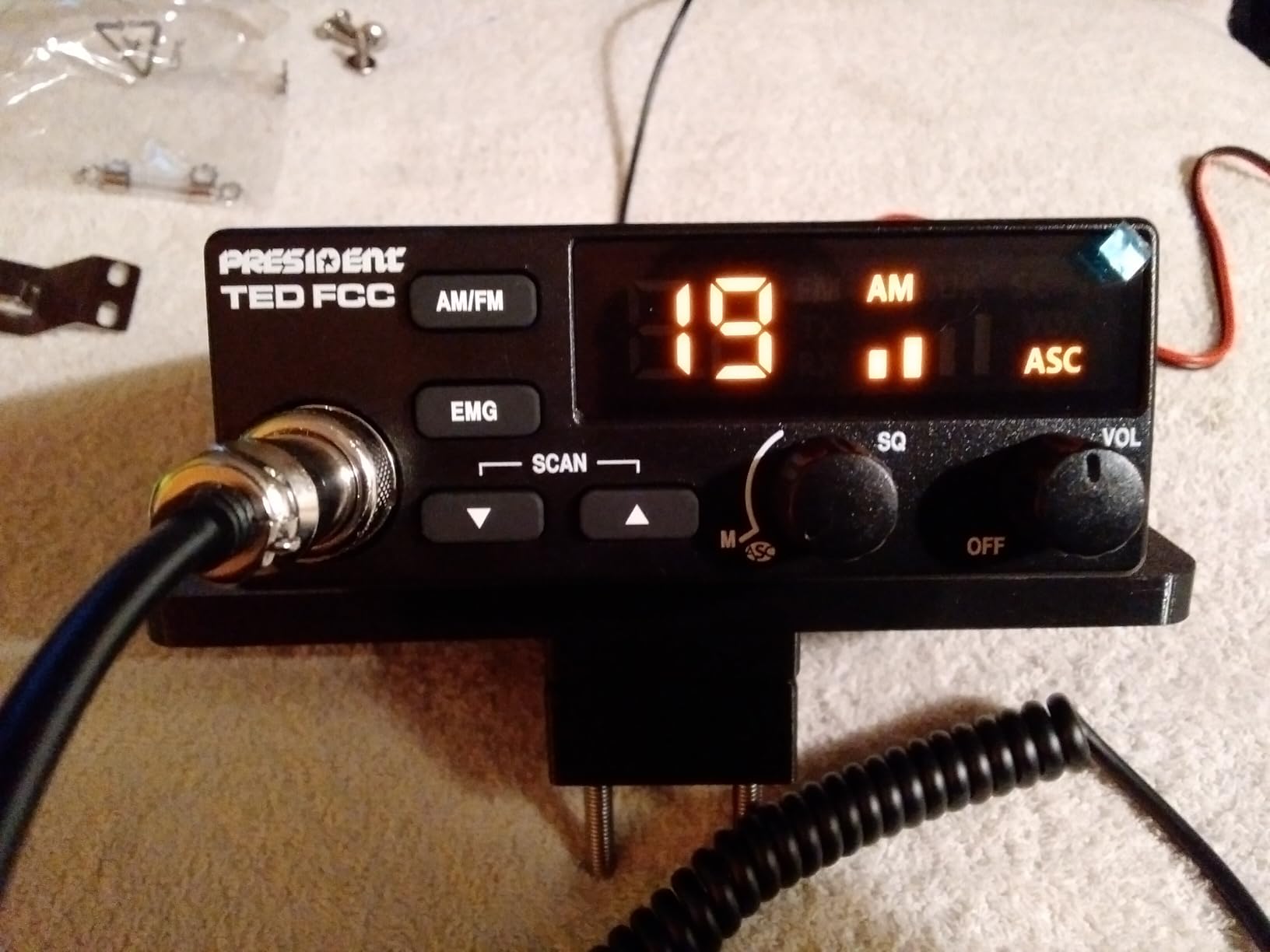 President Ted FCC AM/FM 40 Channel Compact CB Radio, LED Display, Emergency Channels, Automatic Squelch Control, PTT, 6pin MIc Plug, Time Out Timer, Key Beep, 2 Years Manufacture Warranty customer photo 1