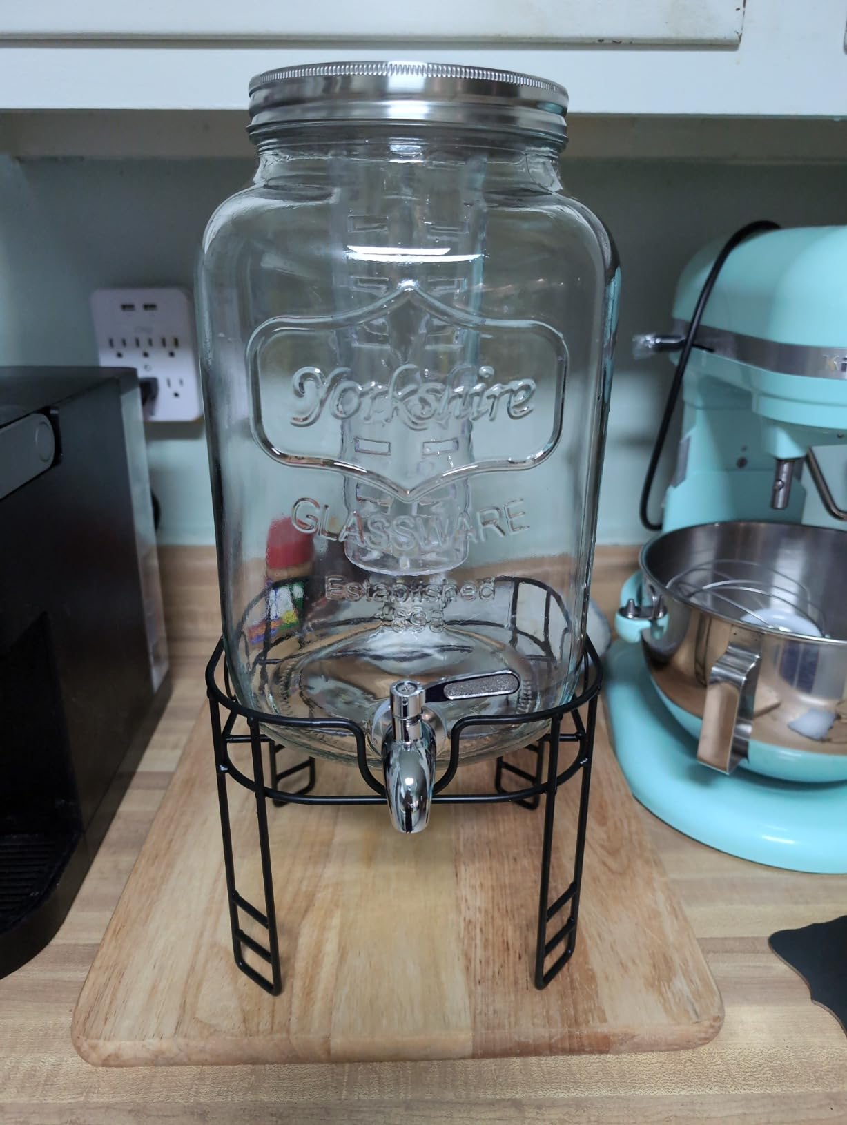 2 Gallon Glass Drink Dispensers for Parties, 2 Pack Glass Beverage Dispenser with Stand & 18/8 Stainless Steel Spigot, Lemonade Jug for Wedding, Picnic, BBQ customer photo 2