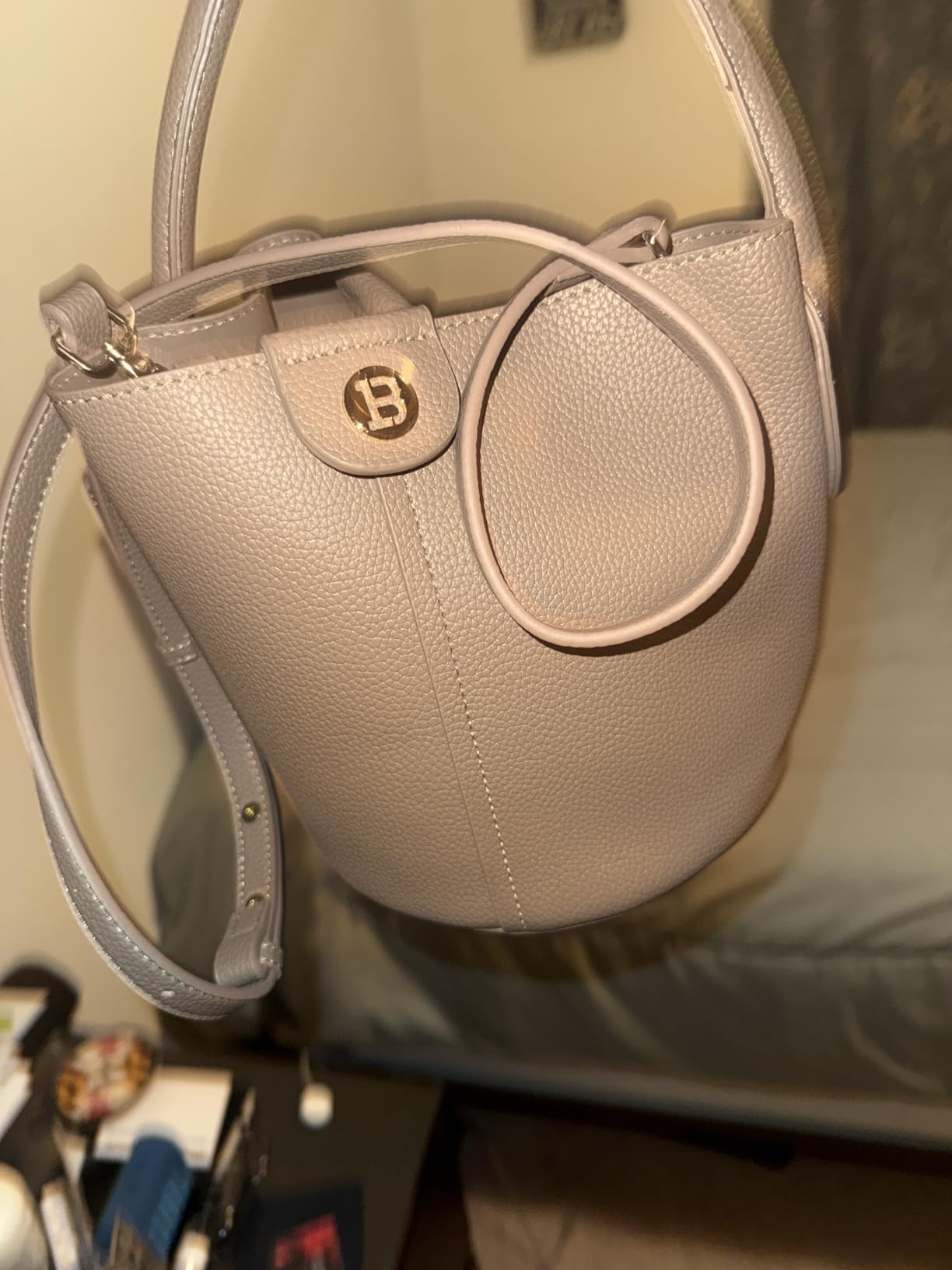 BOSTANTEN Small Crossbody Bags for Women Vegan Leather Purse Bucket bag customer photo 1