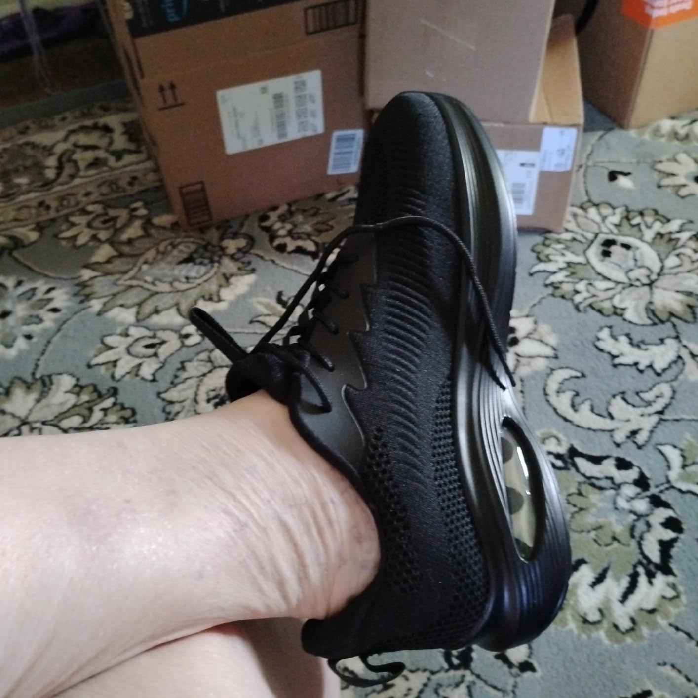 ZYEN Wide Toe Box Shoes Women Air Cushion Road Running Shoes Extra Wide Width Sneakers Arch Support Gym Athletic Tennis Sneakers Lightweight Breathable Walking Shoes customer photo 1