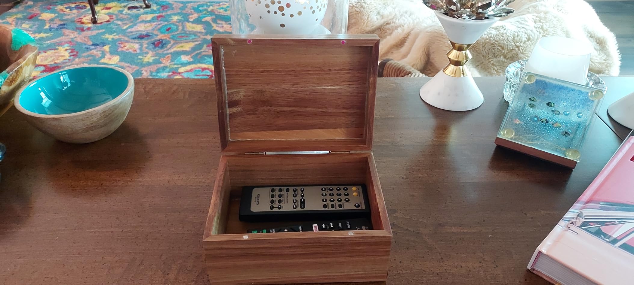 DRASTAR Wooden Keepsake Box, Large Acacia Storage Memory Box with a Hinged Lid for Crafts and Photo Storage customer photo 1