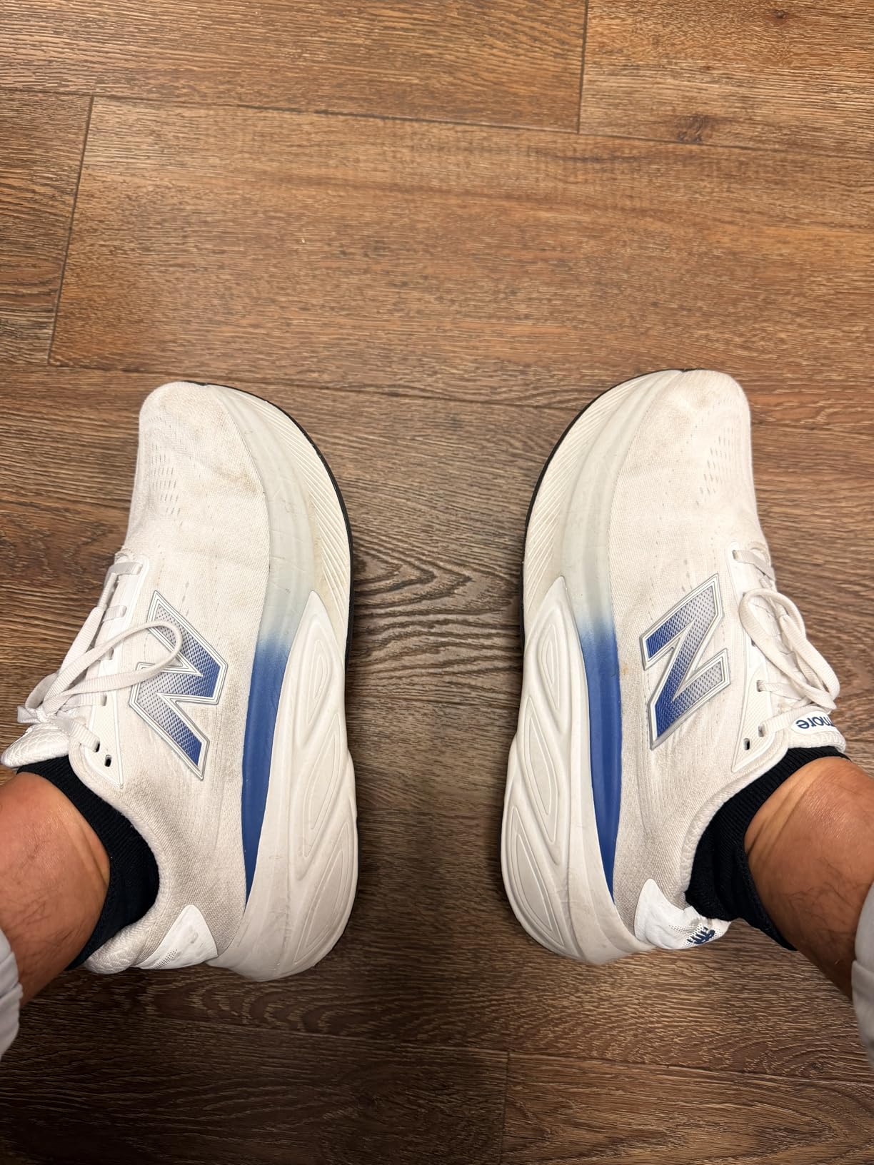 New Balance Men's Fresh Foam X More V6 customer photo 1