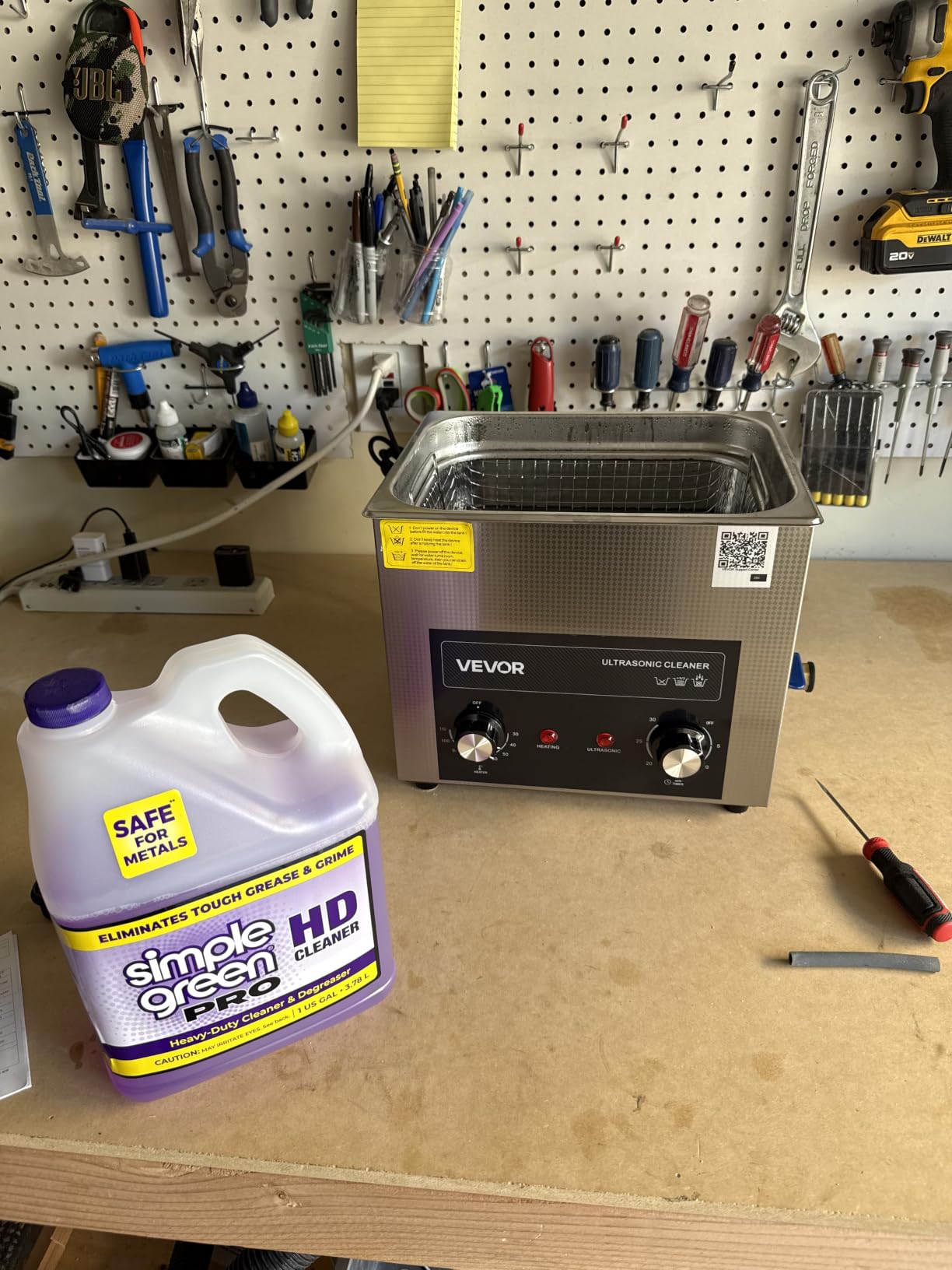 VEVOR 30L Sonic Cleaner with Heater Timer & Basket, Professional Digital Sonic Cavitation Machine, 360W Cleaning Machine for Lab Tools, Metal Parts, Carburetor, Brass, Auto Parts, Engine Parts customer photo 2