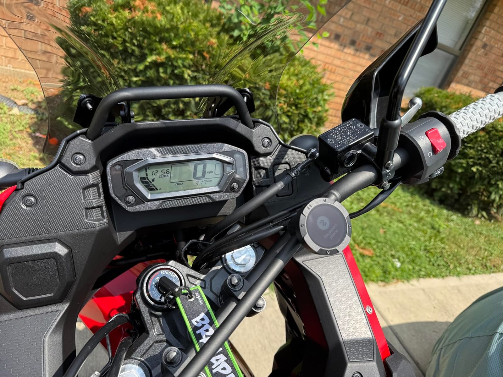Beeline Moto II Metal Edition Gunmetal - GPS Navigation for Motorcycles customer photo 2