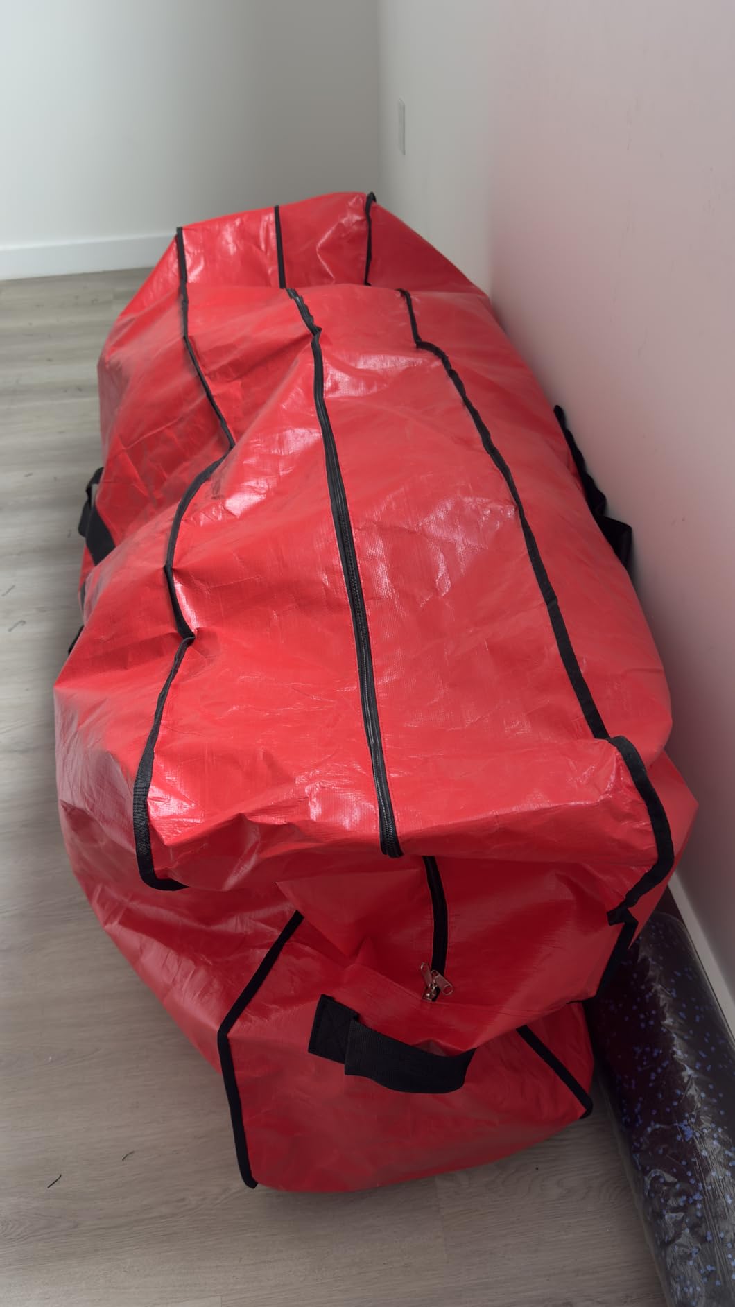 HOMEST Christmas Tree Storage Bag, Fits for 7.5-9 ft Xmas Artificials | Zippered Bag with Reinforced Carrying Handles and Wheels, Red (Bag Only) customer photo 2