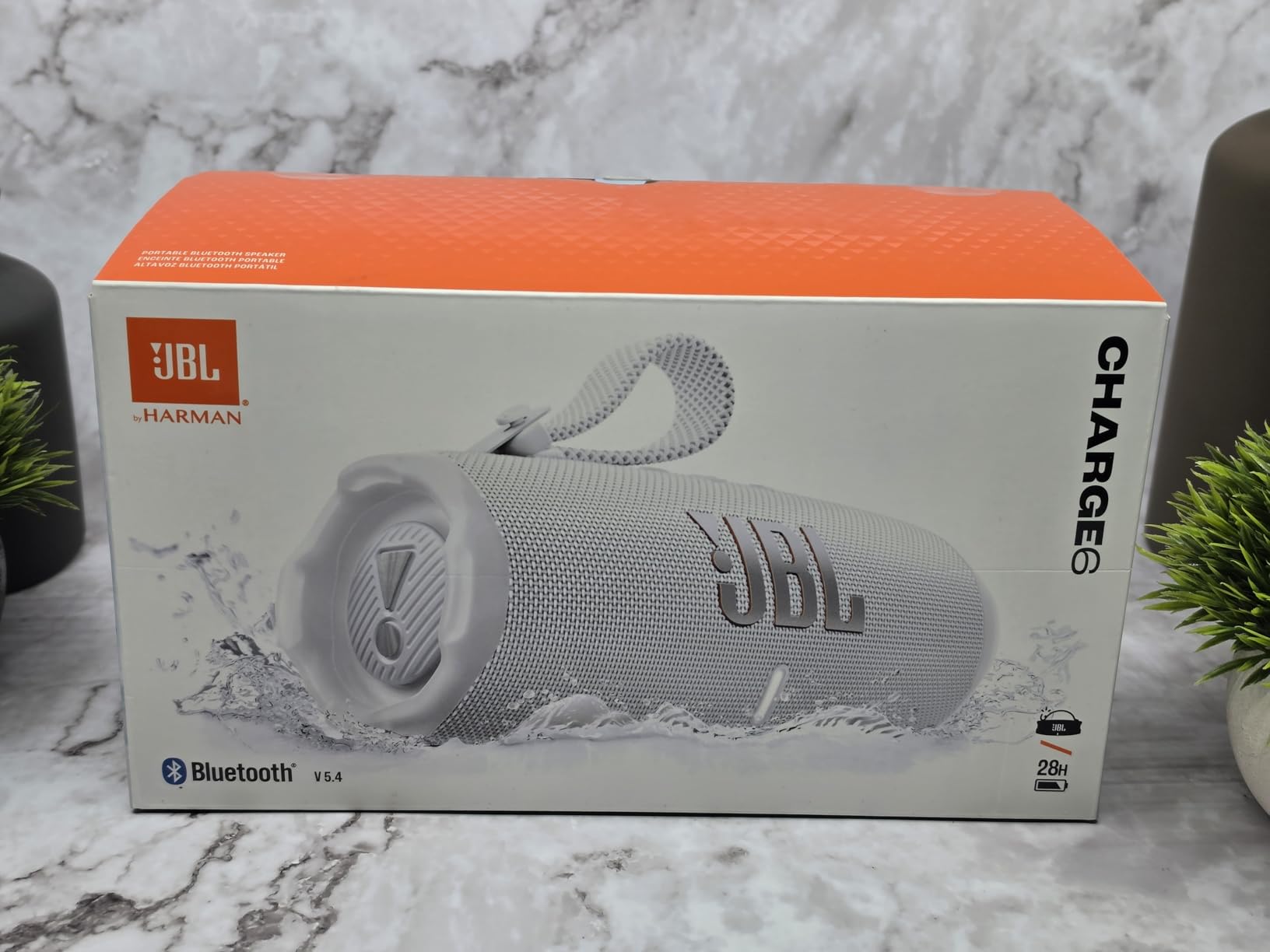 JBL Charge 6 Portable Bluetooth Speaker, Waterproof, Drop-Proof - Blue customer photo 2