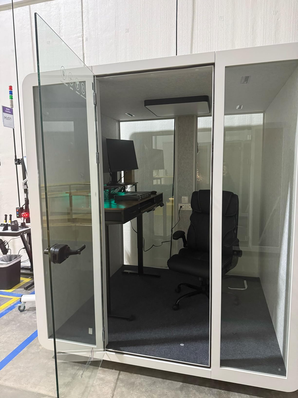 GEARONIC Mobile Office Pod Booth, Standard Sound Proof Office Pod for 2 People, Sound Pod Booth with Mobile Roller, LED Lighting System, Fans and AC USB Ports customer photo 1