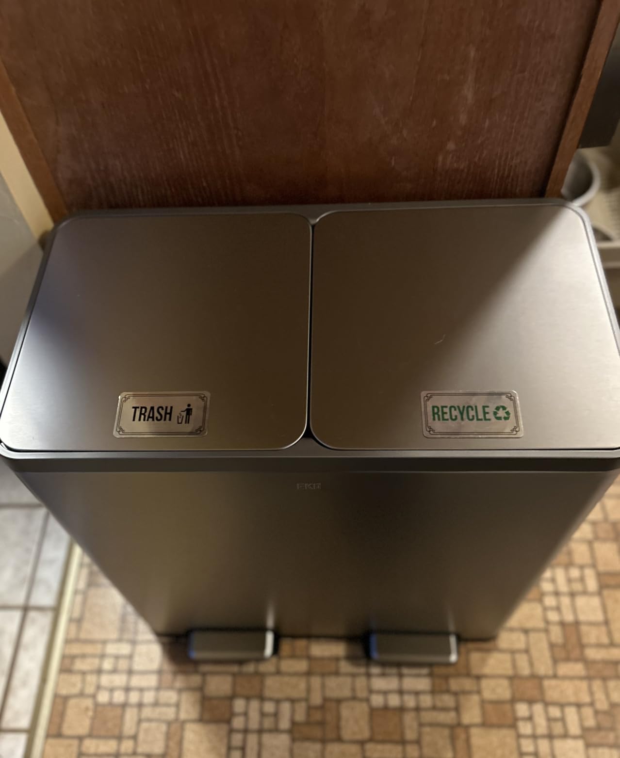EKO Madison Brushed Stainless 25L+20L Dual Compartment Step Trash Can with Inner Liner, Recycling Bin, Soft-Close Lid, Fingerprint-Resistant Finish customer photo 1
