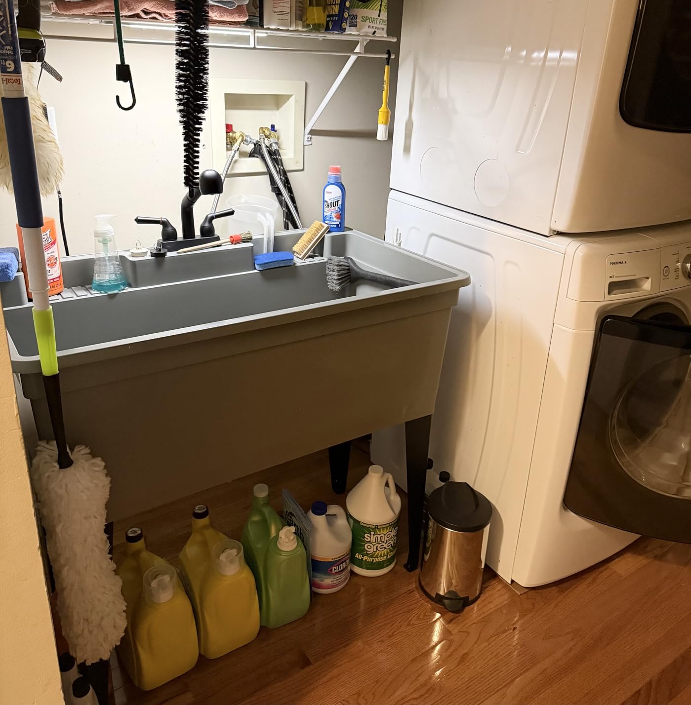Tehila Freestanding Double-Wide Utility Sink with Steel Legs & Black Pull-Out Faucet, Multi-Purpose Heavy-Duty Laundry Tub and Kitchen Sink for Homes & Business, White customer photo 2
