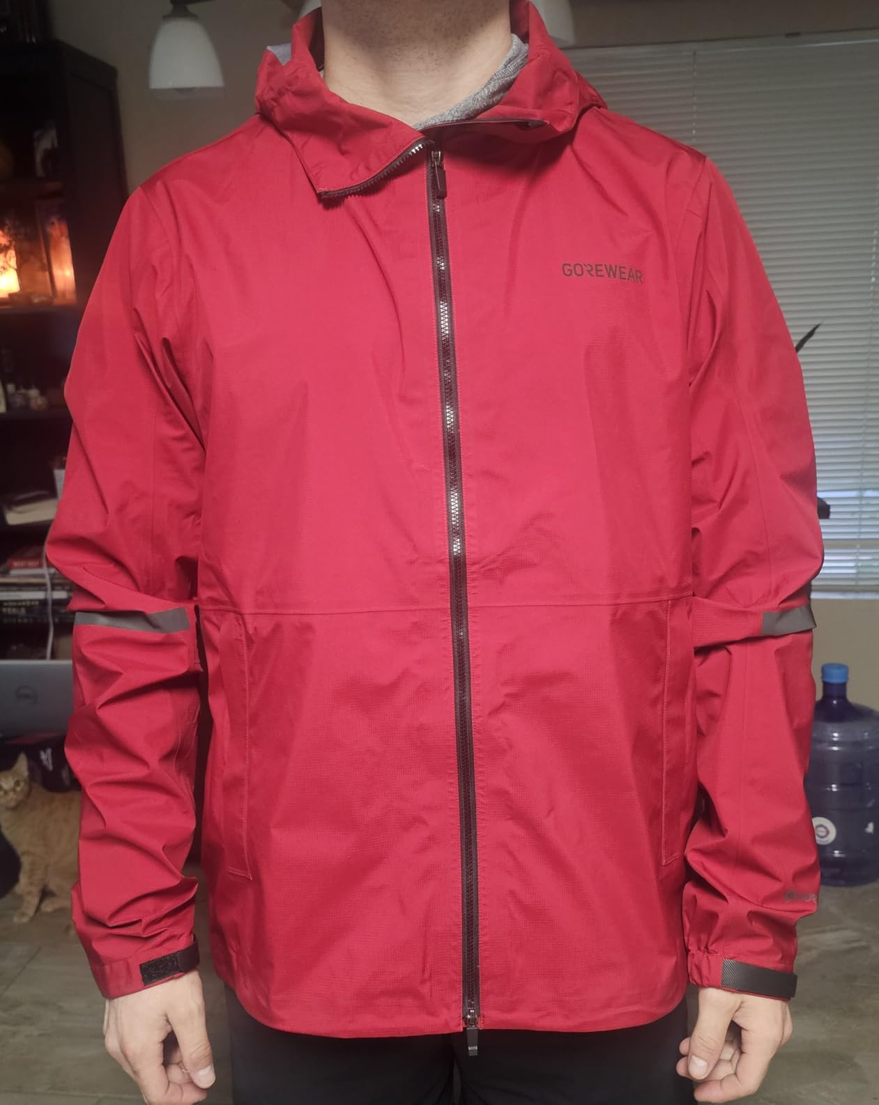 GOREWEAR Lupra 2.0 Men’s GORE-TEX Cycling Jacket | Waterproof, Lightweight, Breathable | Packable Rain Jacket with Hood customer photo 1