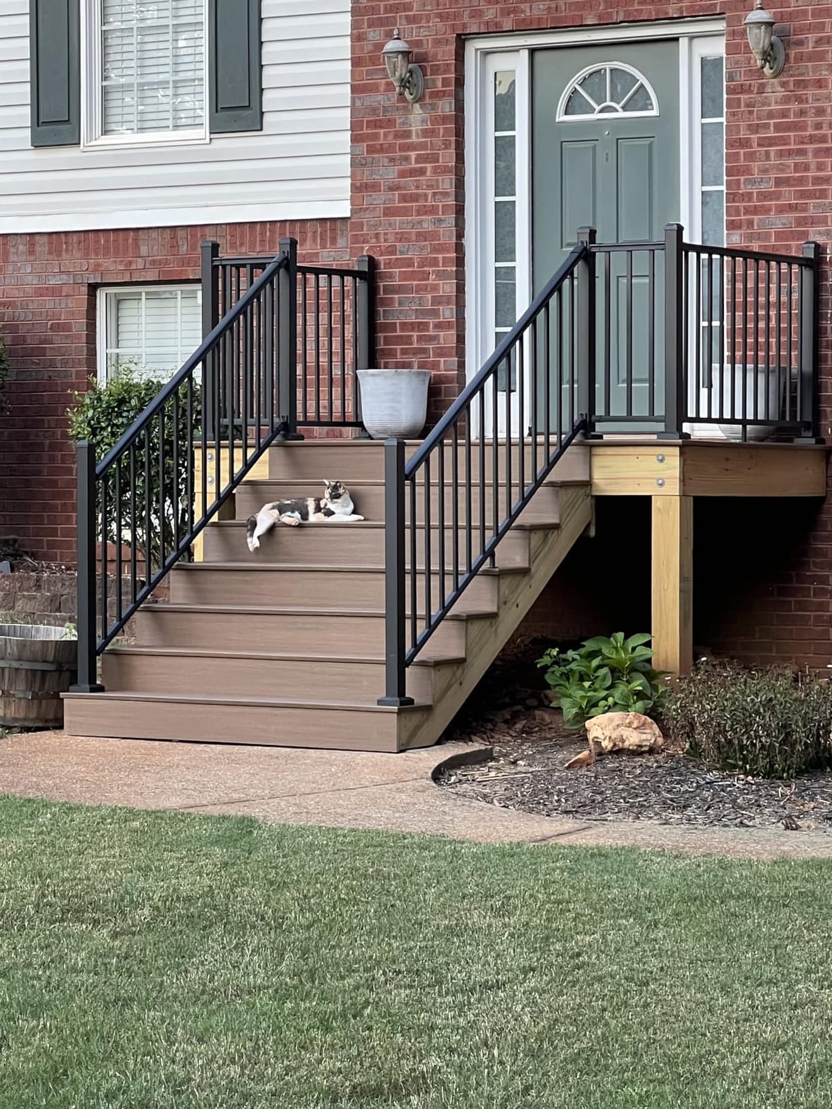 Egadis 2 Pack 36 in x 6 ft Modular Aluminum Porch and Deck Railing Kit | Pioneer in Modular Aluminum Railing Kit, ASTM Certified, Textured AAMA2604 Finish for Deck, Porch & Balcony (2 Post, 2 Panel) customer photo 1