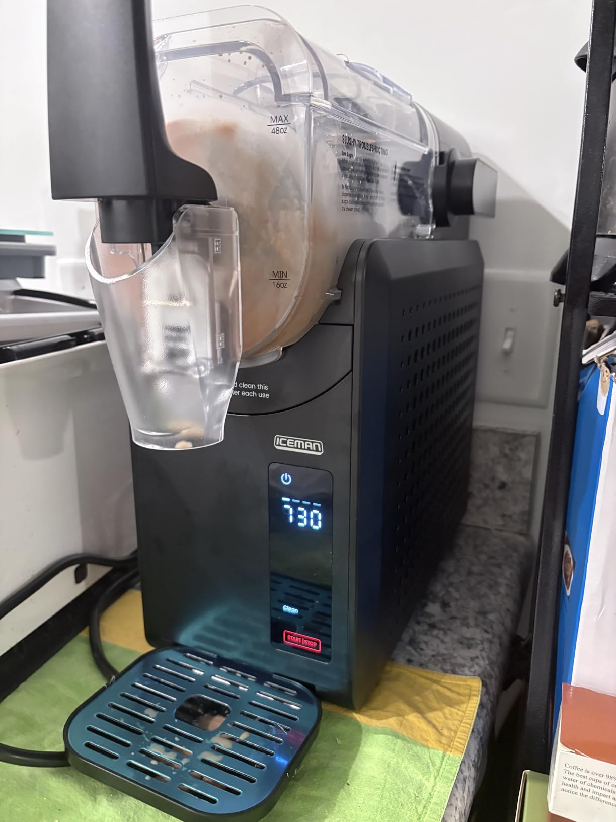 Iceman by Chefman Slush-Ease 68oz Slushie Machine, 48oz Liquid Capacity Frozen Drink Maker & Slushy Machine with 5 Presets and LED Display, Perfect for Frozen Margaritas, Frappes, Smoothies & Shakes customer photo 1