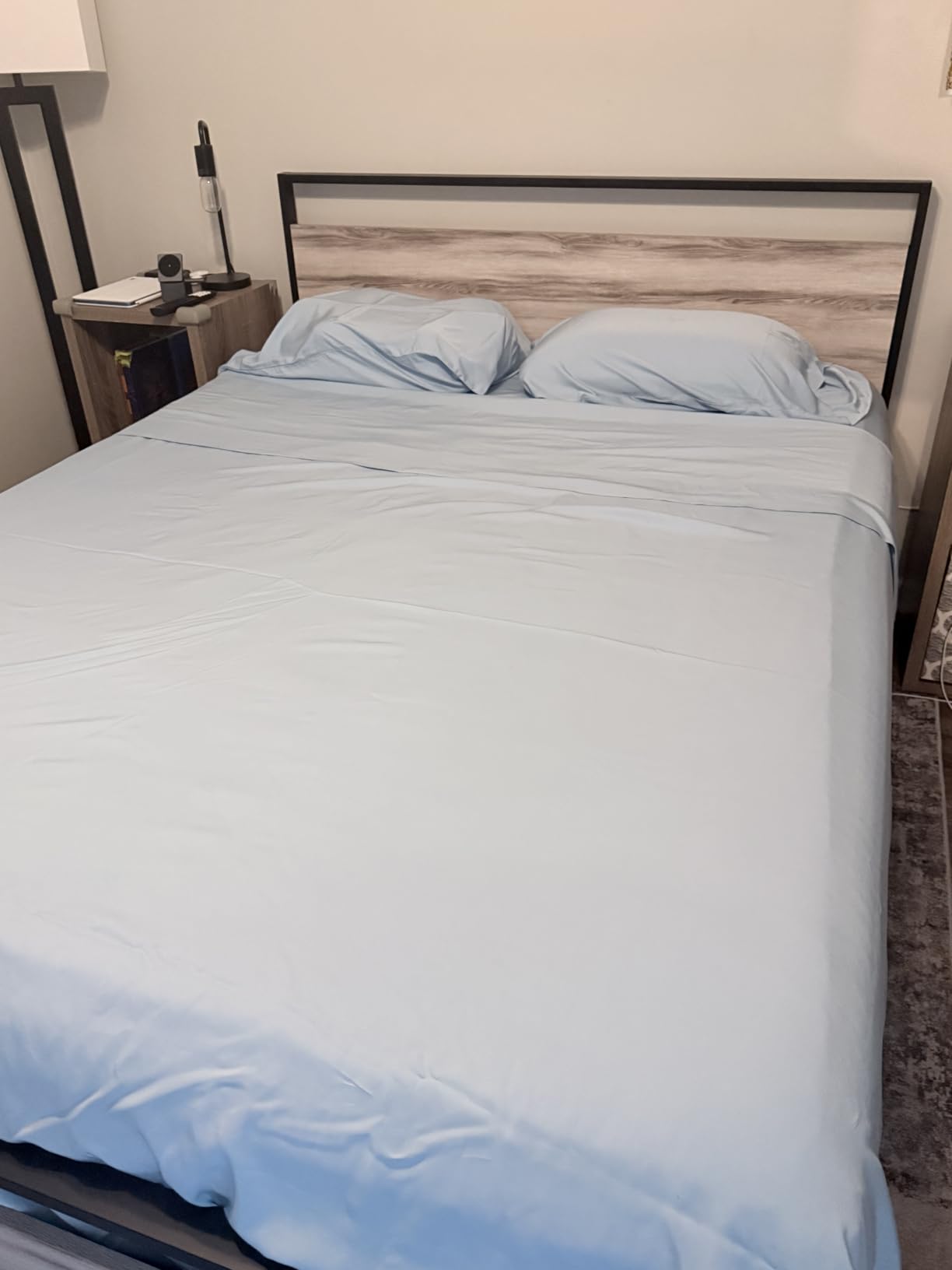 Bambaw 100% Viscose Derived from Bamboo Sheets Queen Size Set – 4pcs Cooling Sheets Queen Size, Perfect for Hot Sleepers, with Deep Pockets, Fits Up to 16'' with Elastic Corner Straps (Ivory) customer photo 2