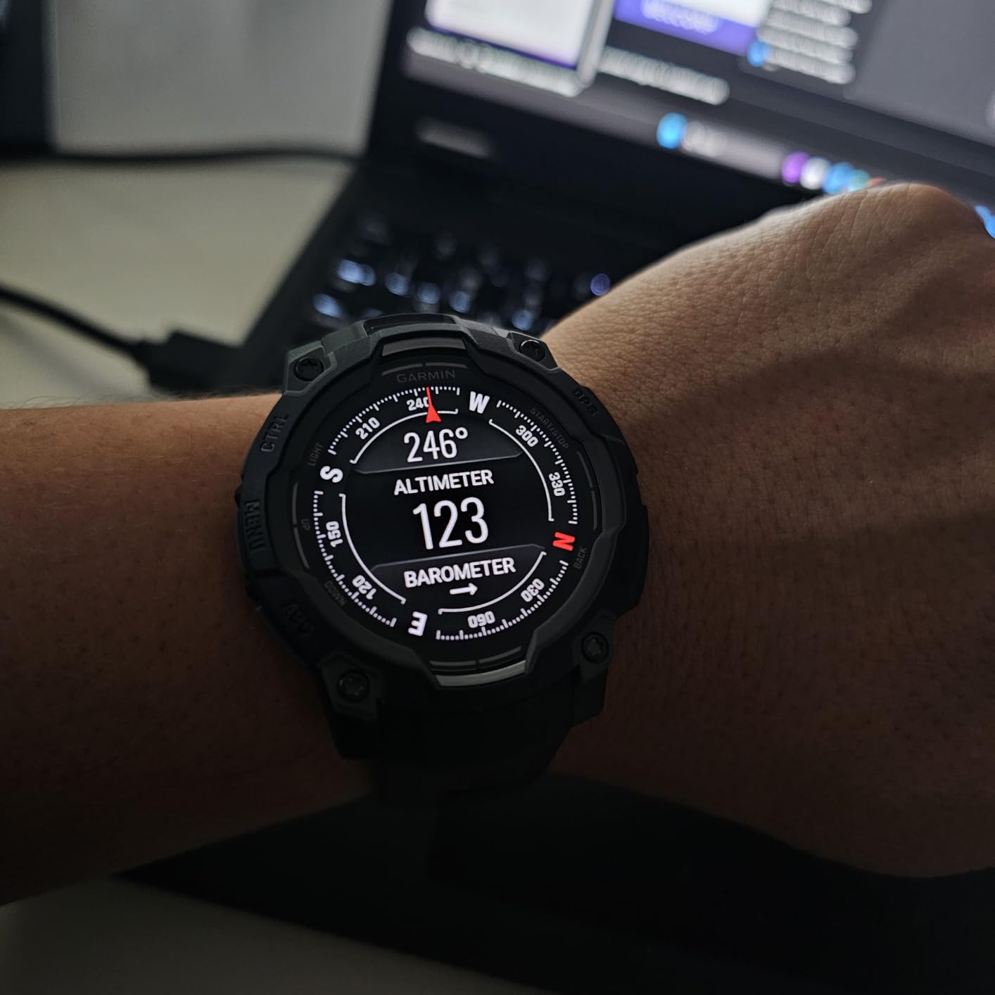Garmin Instinct® 3 AMOLED, Rugged GPS Smartwatch, 45mm, Black customer photo 2