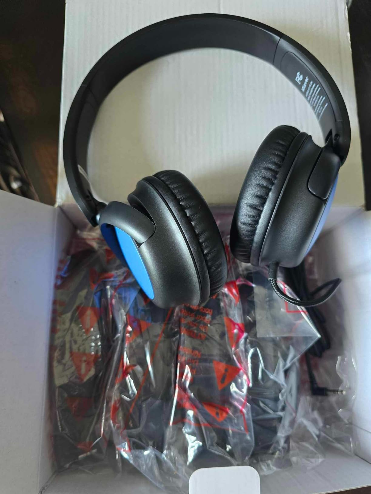 iClever Kids Headphones 5 Pack for Students K-12 & Teachers Classroom/Study customer photo 2