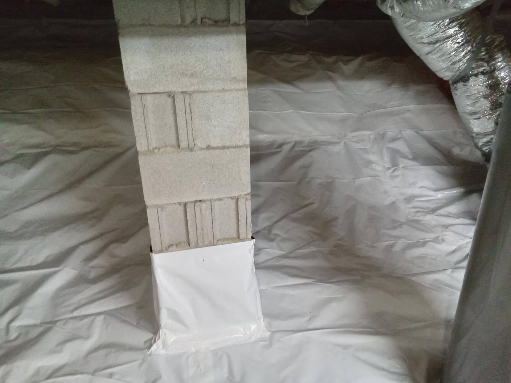 Crawl Space Vapor Barrier - 15 Mil Vapor Barrier - (12' x 100'), Tear Resistant, Heavy Duty Vapor Barrier Plastic, Drop Cloth Moisture Barrier Plastic Sheeting Covering for Crawlspace Encapsulation customer photo 1