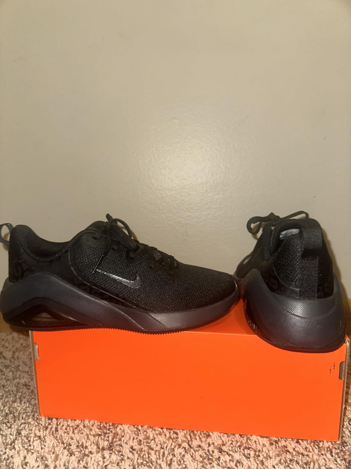 Nike Women's Bella 7 Training/Workout Shoes customer photo 2