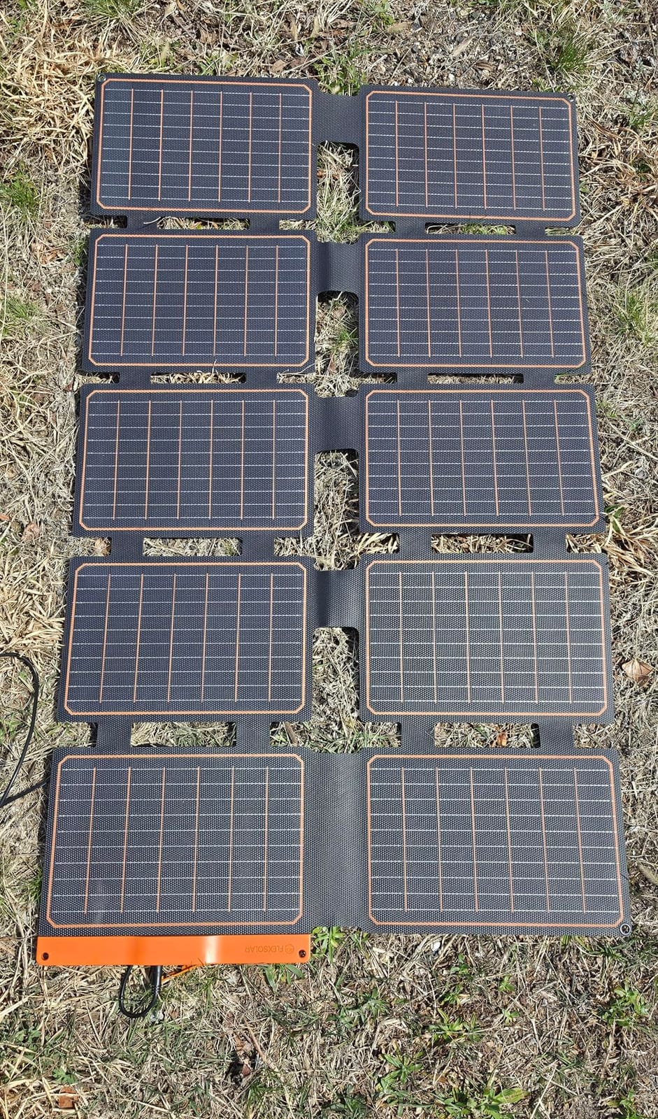 FlexSolar 100W Foldable Portable Solar Panel Charger IP67 Waterproof customer photo 1