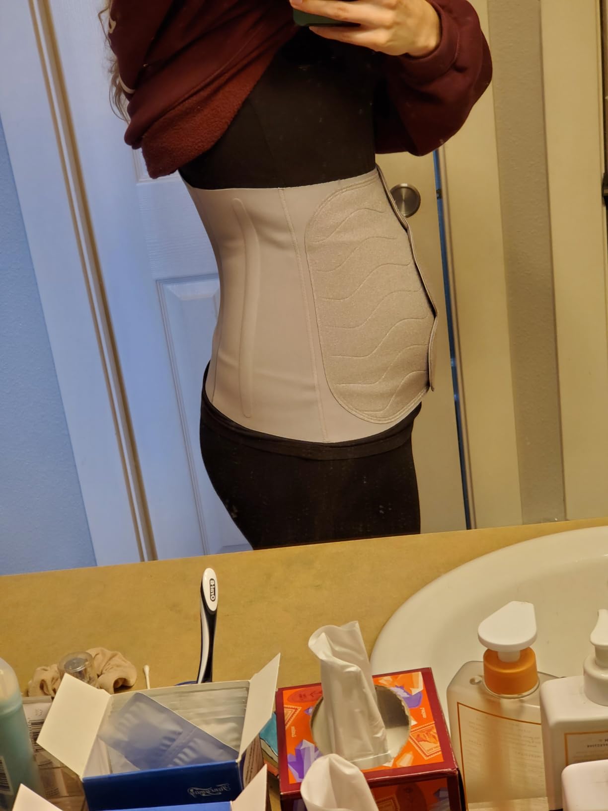 Momcozy Ergowrap Postpartum Belly Band, 3D Lifting & Ergonomic Back Support | C-Section Abdominal Binder with Gentle Lift, Breathable Comfort, and a Discreet Fit under Clothing for Postpartum Support customer photo 2