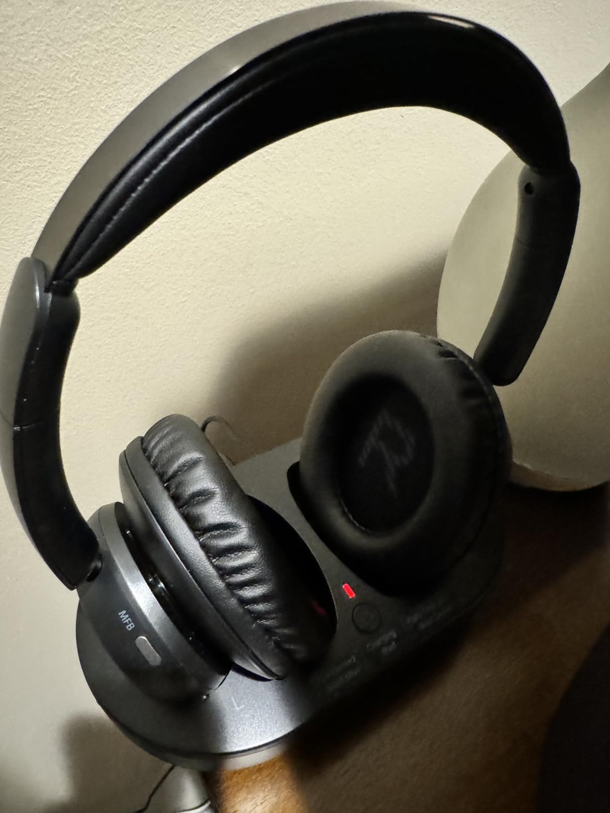 ANSTEN Wireless Headphones for TV Watching,TV Headphones Wireless customer photo 2