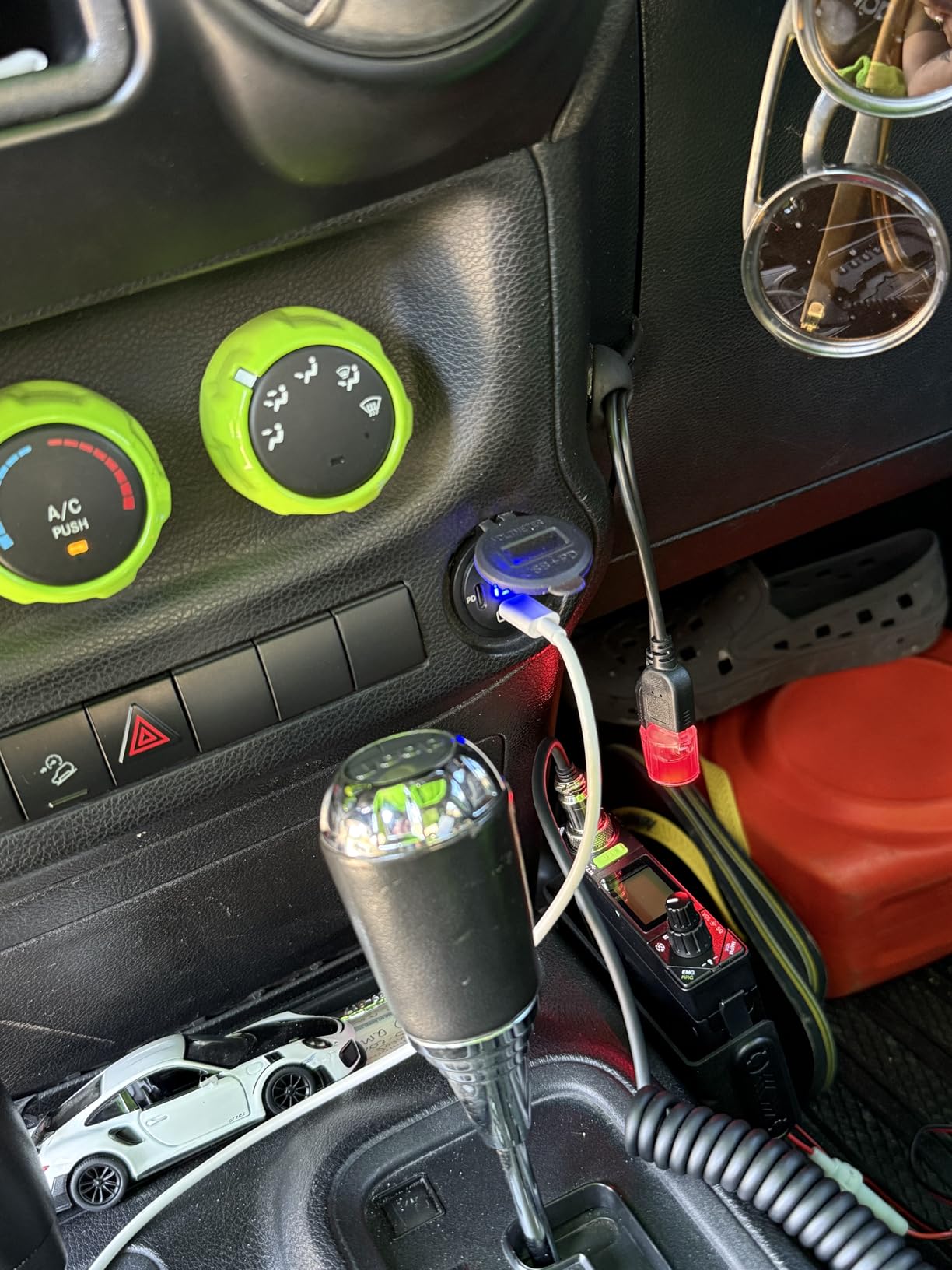 President Bill III FCC AM/FM Ultra-Compact with P Channels, NRC, Weather Channel CB Radio customer photo 1