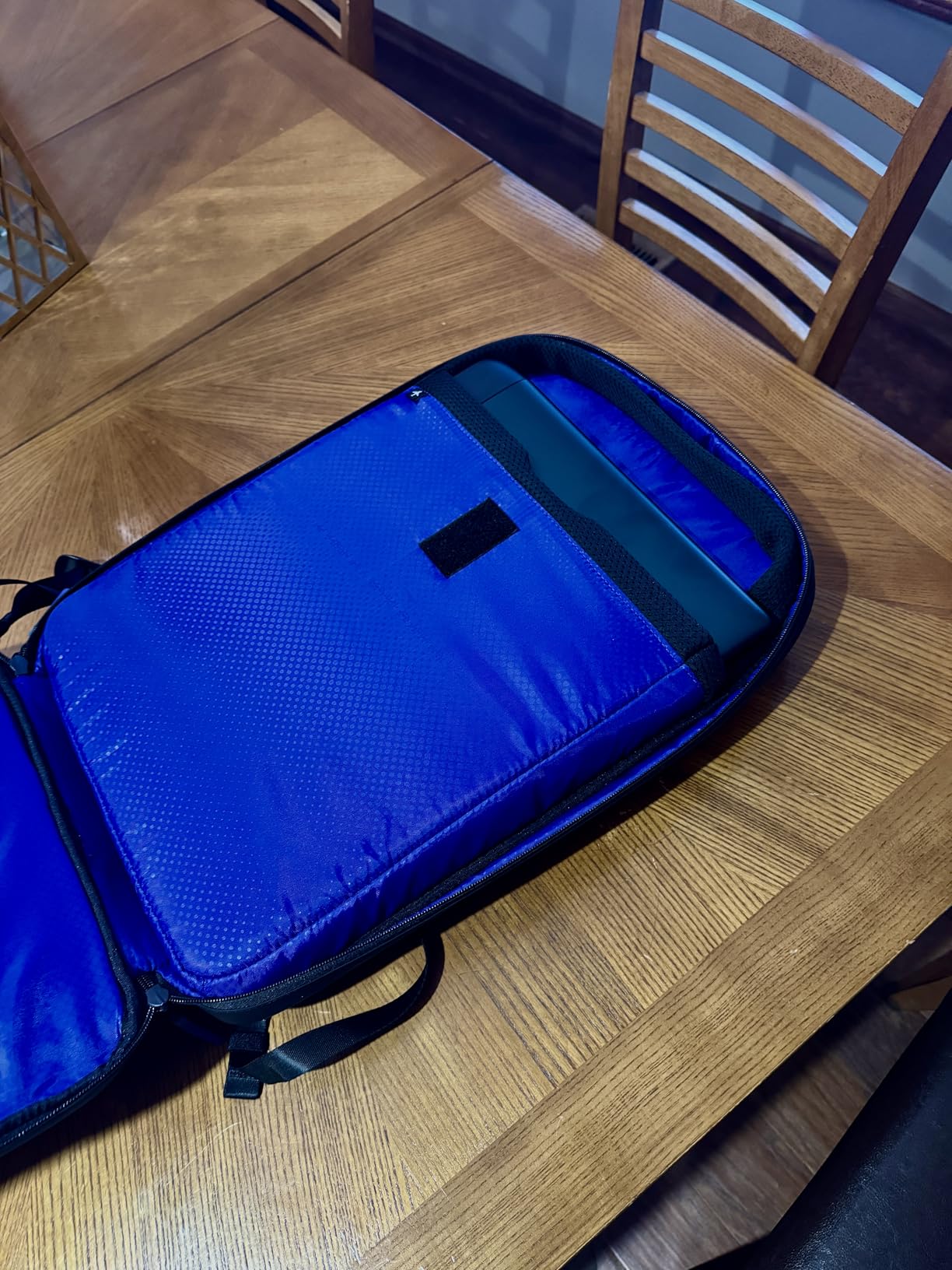 Alienware Laptop Backpack AW5625P, 16in, Water Resistant customer photo 1