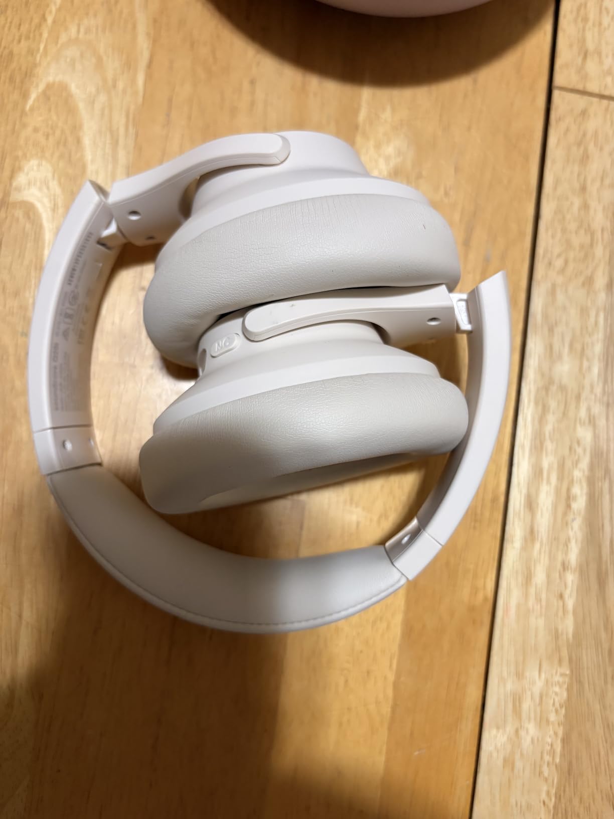 Soundcore by Anker Q20i Hybrid Active Noise Cancelling Headphones, Pink customer photo 2