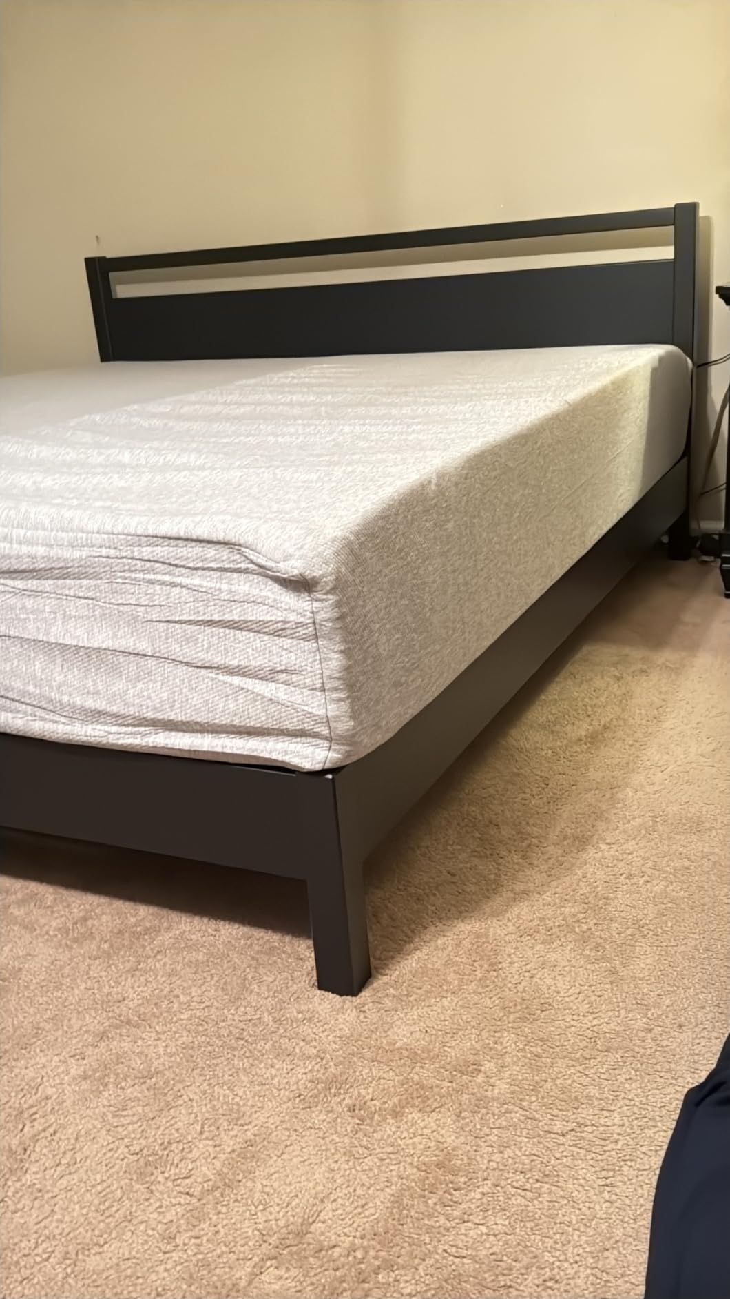 LIFEMENT Twin Mattress for Kids, 6 Inch Twin Bed Mattress, Basic Copper Cooling Gel Memory Foam Mattress in a Box, Pressure Relief with Medium Firm Support, CertiPUR-US Certified, 75''L x 39''W customer photo 1