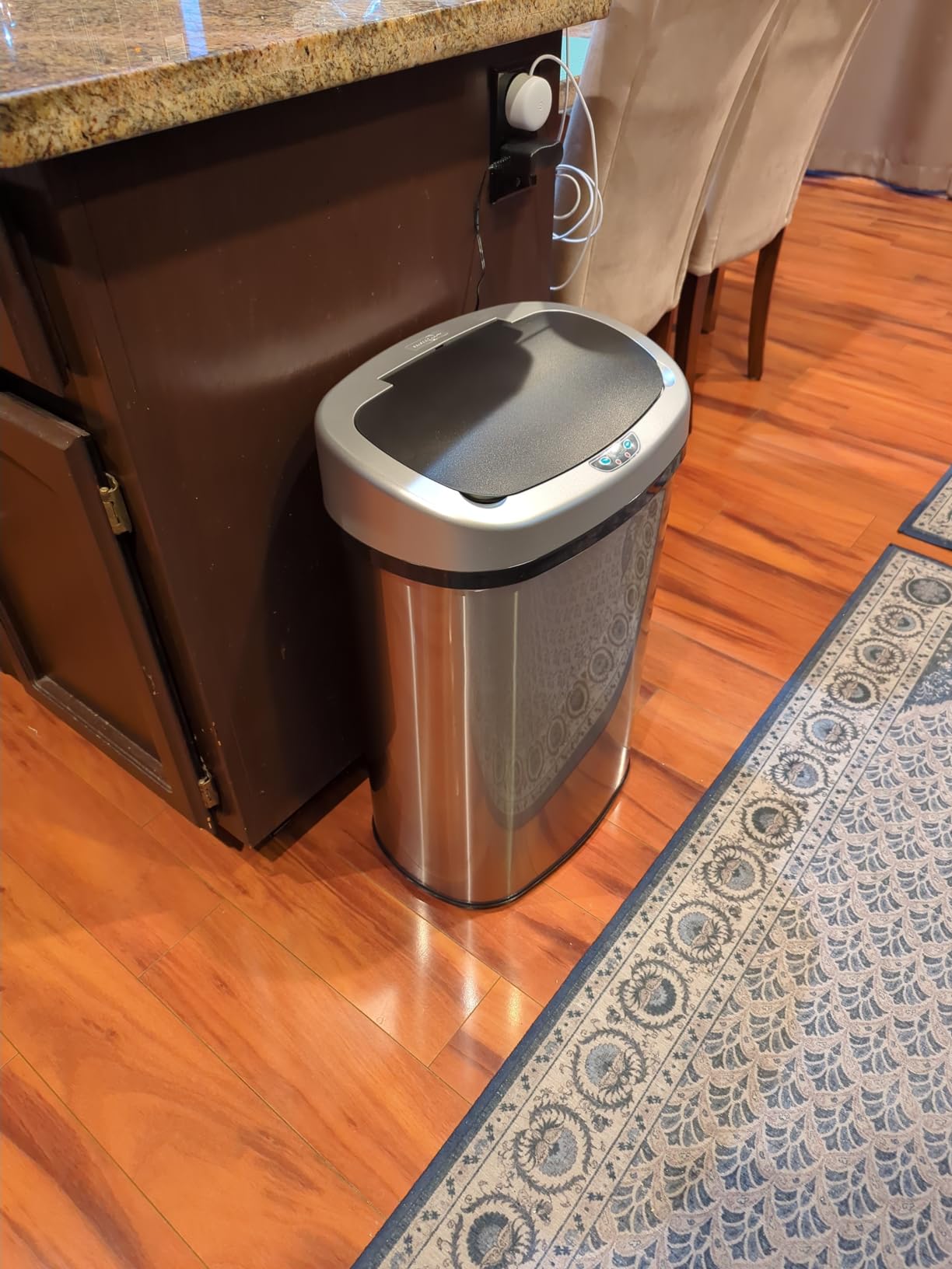 iTouchless Patented Large 24 Gallon Motion Sensor Trash Can | Odor Filter | Extra-Large 91L Stainless Steel Commercial Kitchen Garbage Bin | 1.5-yr Battery Life | AC adapter Jack | For Office, Business customer photo 1