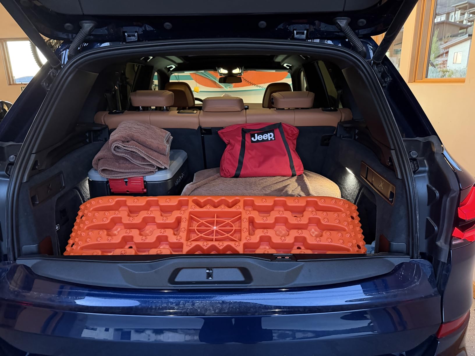 Off-Road Traction Boards, 2Pcs Recovery Tracks for Jeep, Truck & SUV – Heavy-Duty Traction Mats for Mud, Snow & Sand with Storage Bag for Emergency Tire Ramp (Orange) customer photo 2