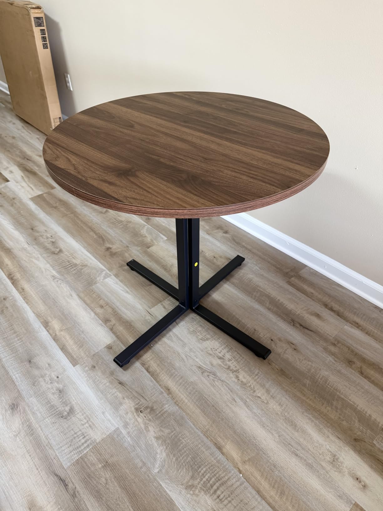 VASAGLE 31.5-Inch Dining Table, Small Round Kitchen Table for 4 People | Steel Frame, Modern, for Dining Room, Living Room, Modern, Water-Resistant, Somber Walnut customer photo 2