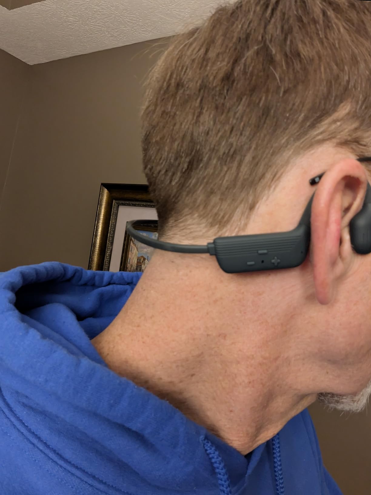 Bone Conduction Swimming Headphones,IP68 Waterproof Underwater Swim Earbuds customer photo 1