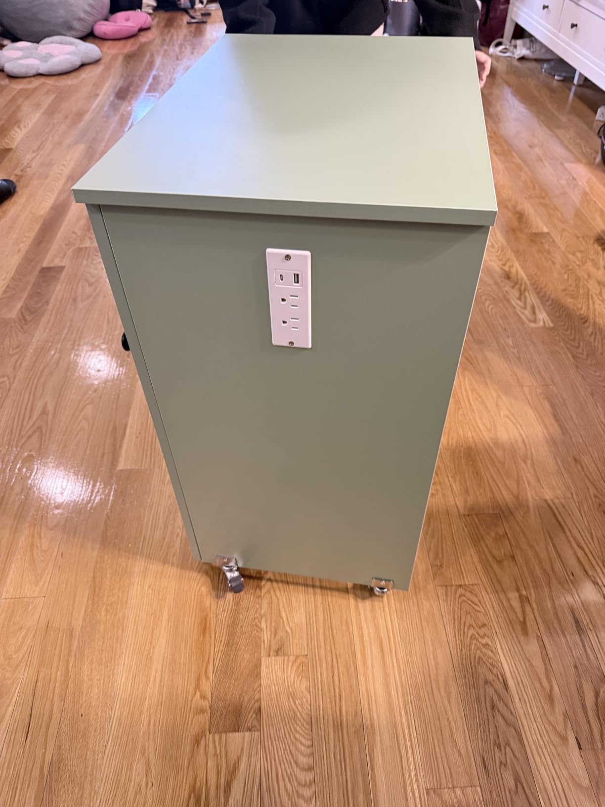 GIANTEX Folding Sewing Table with Charging Station, Storage Trays & Shelf | Rolling Craft Table with Lockable Wheels, Foldable Sewing Machine Cabinet Desk for Small Spaces, Dorms, White customer photo 2