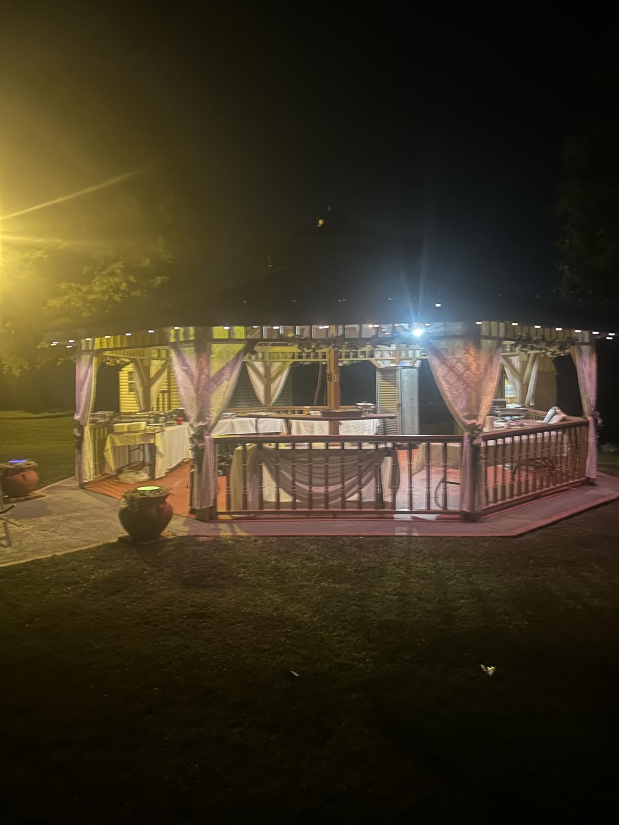 eufy Permanent Outdoor Lights E22, 100ft+ 50ft kit (Total 150ft) with 90 Triple-LED Lights, Smart RGBWW, Up to IP67 Waterproof, AI Lighting Themes for Halloween, Christmas, Links with Cameras, White customer photo 1