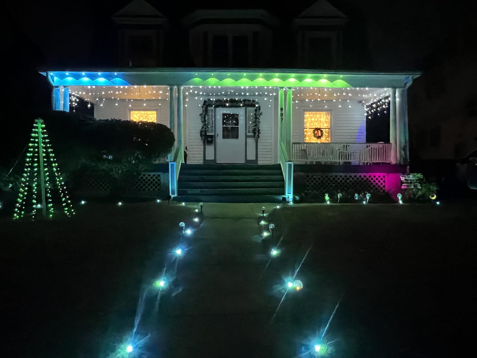 Super RGB Permanent Outdoor Lights 200FT, Smart RGB+IC Eave Lights with Remote APP Control, DIY LED Color Individual, White & Colorful Christmas String Light, IP67 Waterproof for House Outside Decor customer photo 2