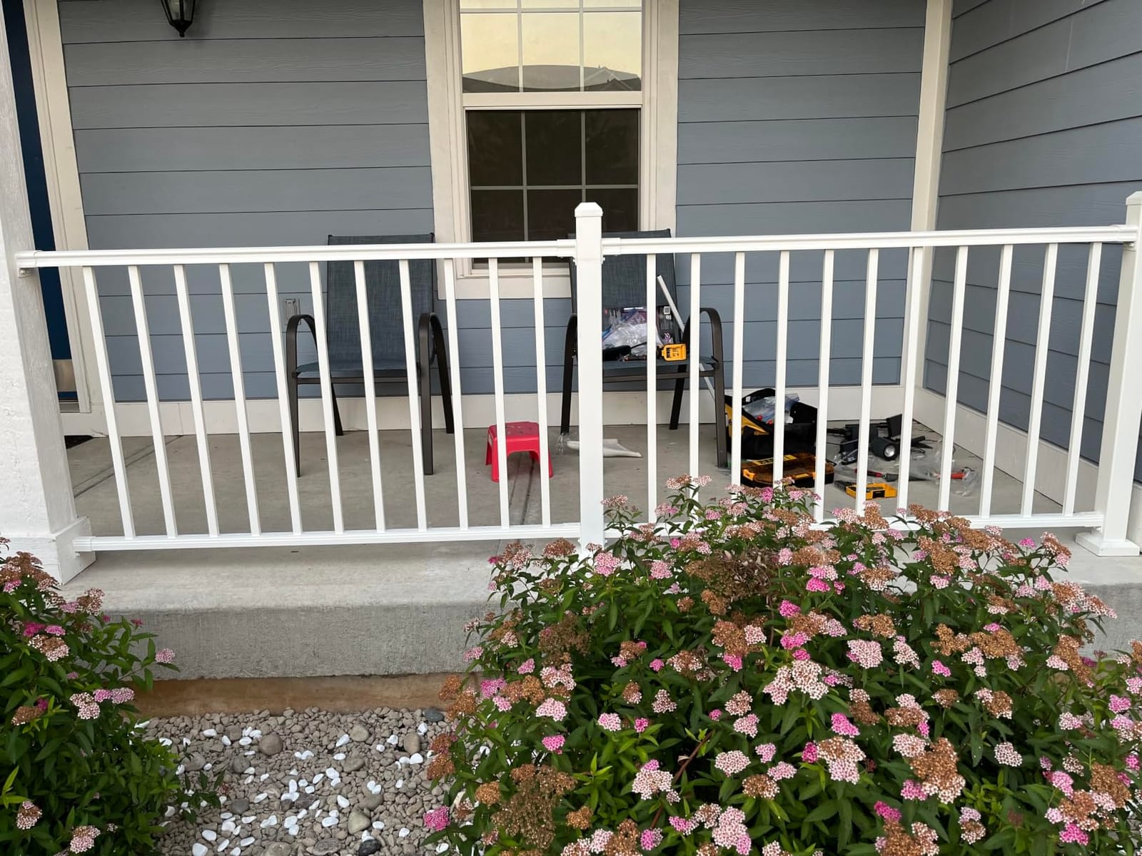 Egadis 36 in x 8 ft Modular Aluminum Porch and Deck Railing Kit, White | Pioneer in Modular Aluminum Railing Kit, ASTM Certified, Textured AAMA2604 Finish for Deck, Porch & Balcony (2 Panel) customer photo 1