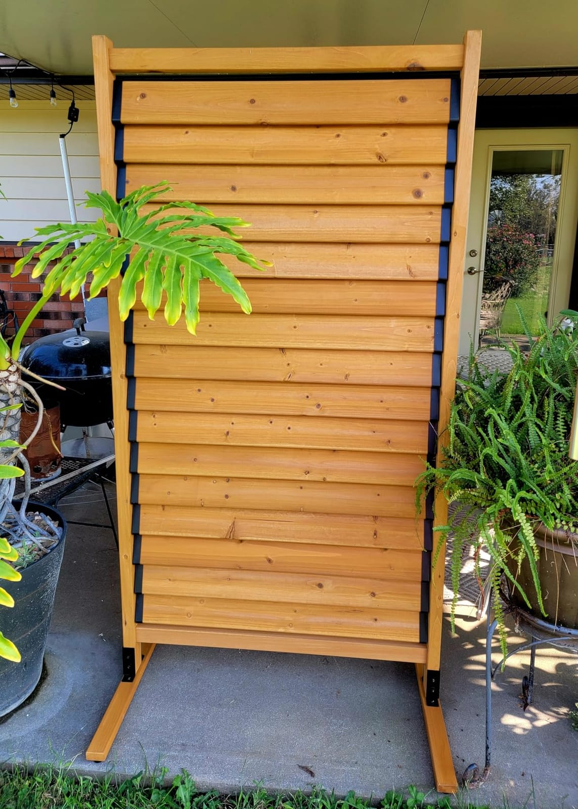 Enclo Convertible Freestanding/Surface Mounted Privacy Screen, Cedar Wood | 6ftH x 3ftW, Convertible Louver, 1 Panel, Great for Balconies, Patios, or Decks customer photo 2