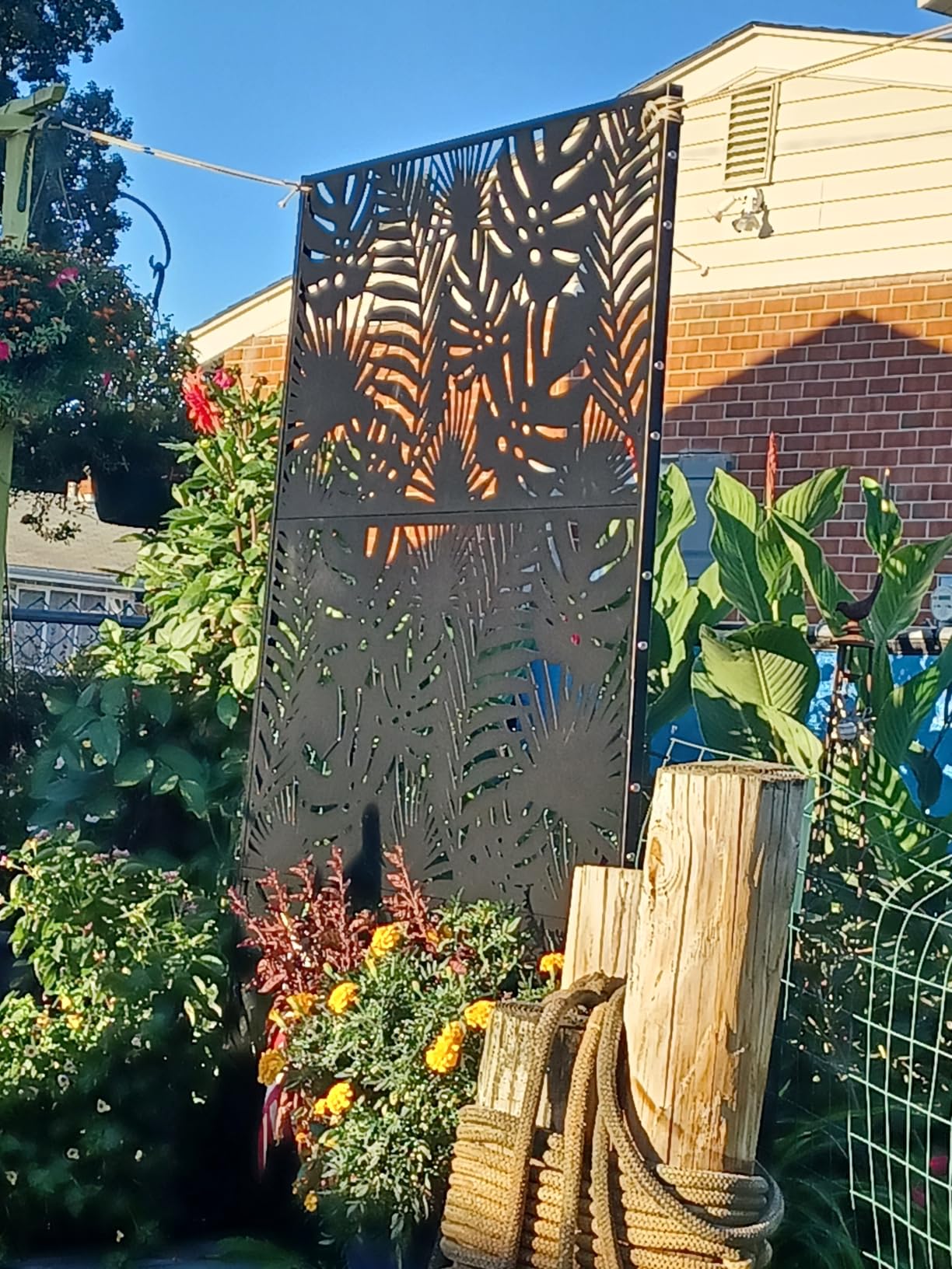 72in Metal Privacy Screen Outdoor Decorative Panel – Freestanding Rustproof Steel Patio Divider for Garden, Backyard, or Balcony, Modern Laser Cut Design for Stylish Privacy & Outdoor Decor customer photo 2