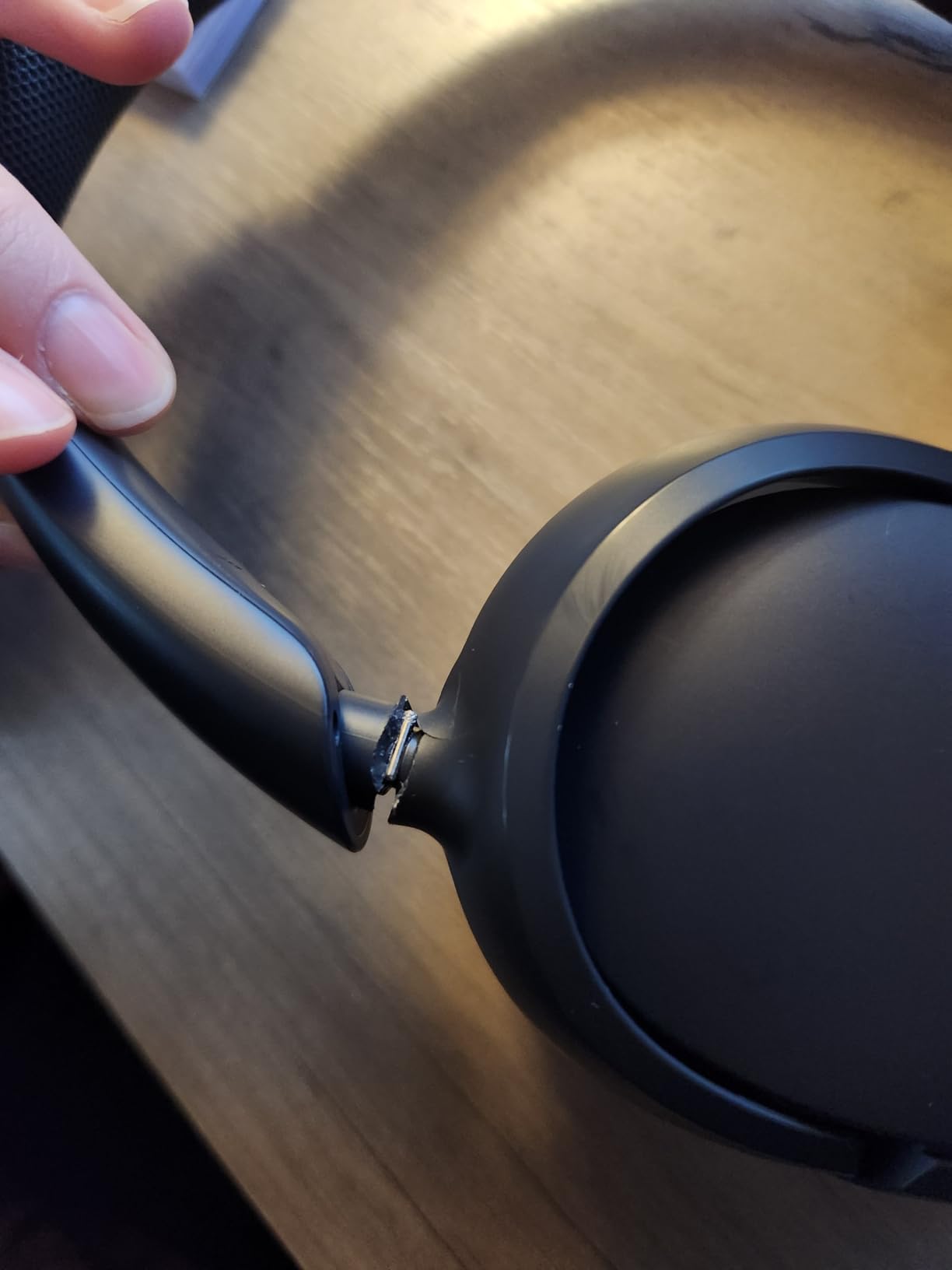 JLab JBuds Lux ANC, Over Ear Headphones, Active Noise Cancelling, Bluetooth, Limited Edition Navy customer photo 1