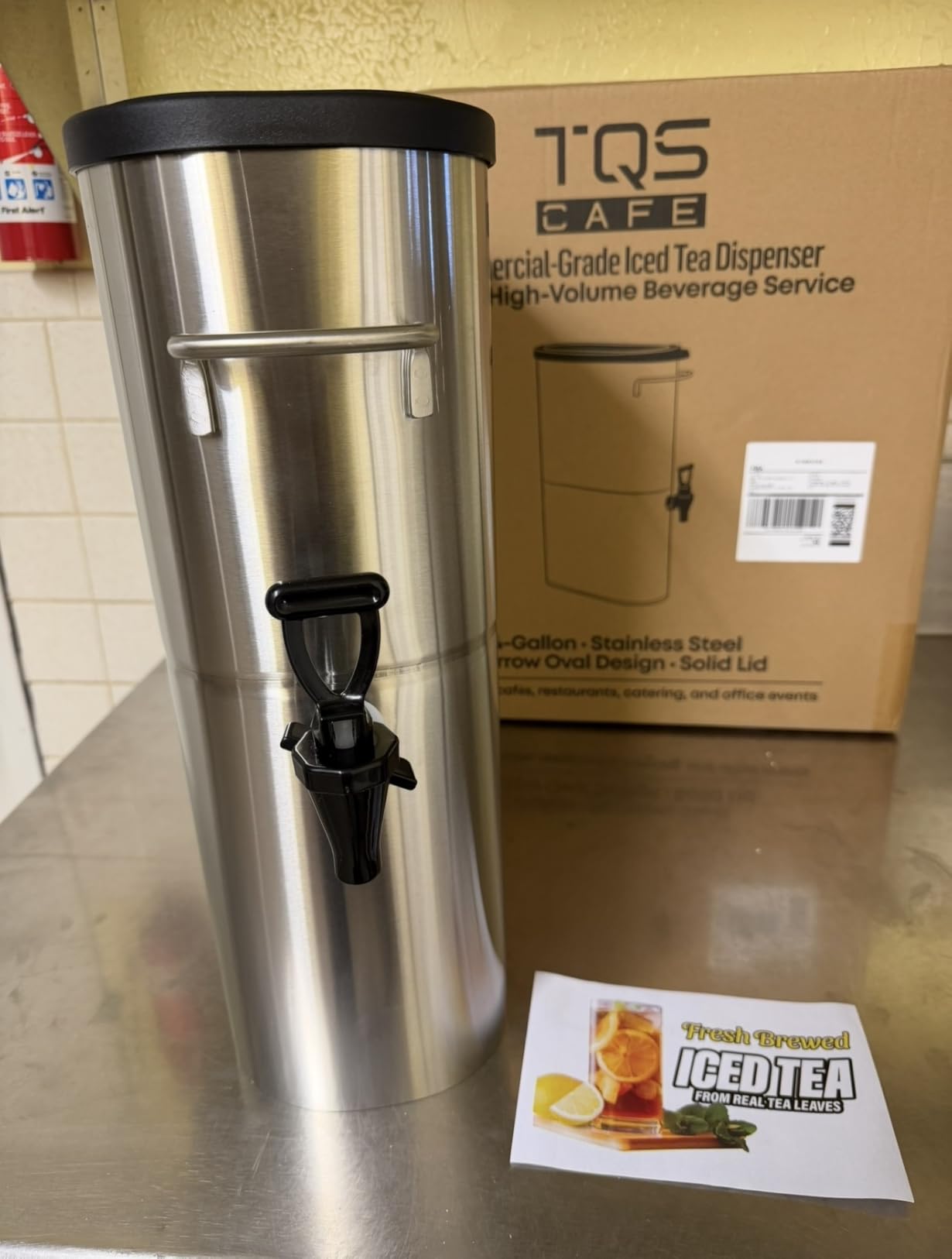 TQS CAFE Commercial Iced Tea Dispenser, 4 Gallon Stainless Steel Container | Space-saving 4-gallon stainless steel iced tea dispenser with solid lid for cafes, restaurants, catering, buffets and events customer photo 2