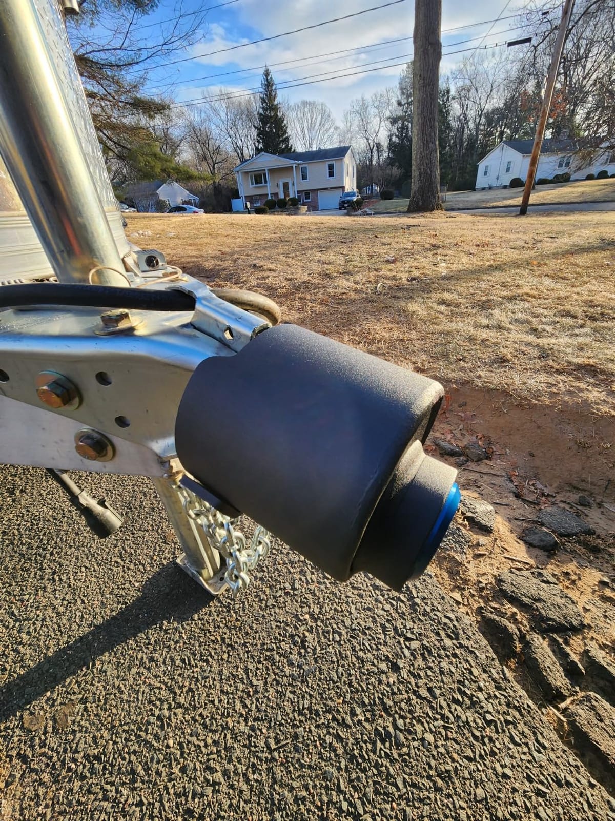 Proven Industries Model 2516 Heavy-Duty Trailer Coupler Lock for 2 5/16 Couplers - RV & Trailer Anti-Theft Lock, Made in USA customer photo 1