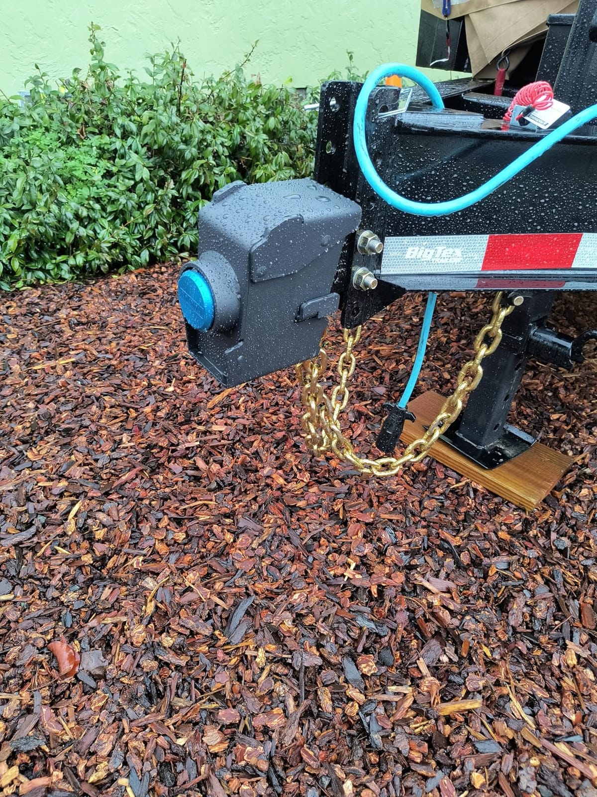 Proven Industries Model 2516 Heavy-Duty Trailer Coupler Lock for 2 5/16 Couplers - RV & Trailer Anti-Theft Lock, Made in USA customer photo 2