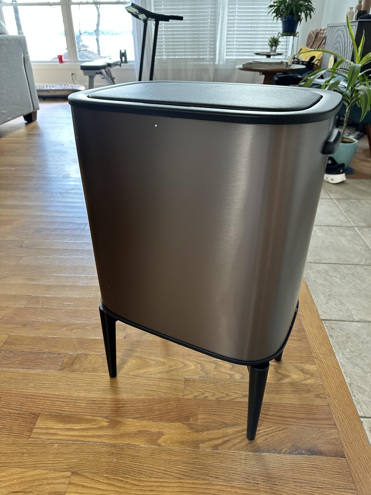 Motion Sensor Trash Can, 9.5 Gallon 36L Automatic Kitchen Stainless Steel Garbage Can with Lid & Swivel Caster Wheels, Touchless Slim Narrow Hands-Free Waste Bin for Home, Silver customer photo 2